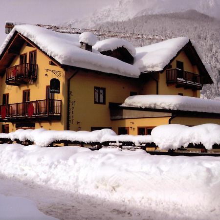 Hotel La Ginestra Cesana Torinese Ngoại thất bức ảnh