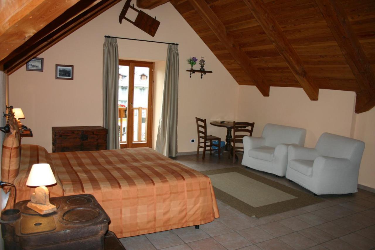 Hotel La Ginestra Cesana Torinese Ngoại thất bức ảnh