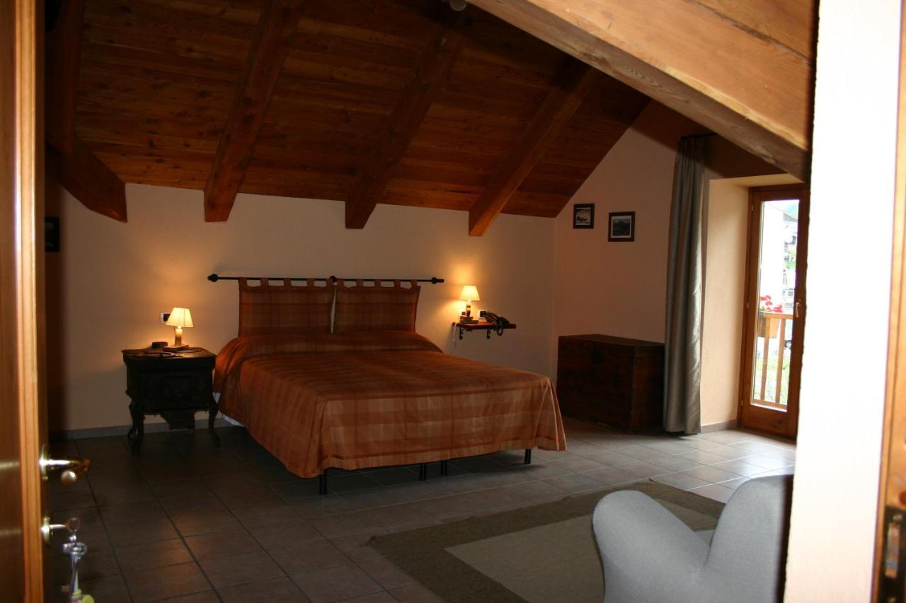 Hotel La Ginestra Cesana Torinese Ngoại thất bức ảnh