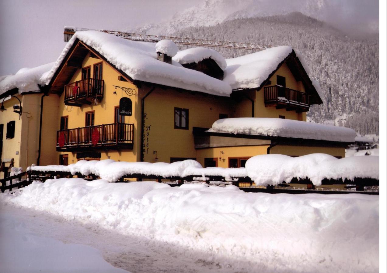Hotel La Ginestra Cesana Torinese Ngoại thất bức ảnh